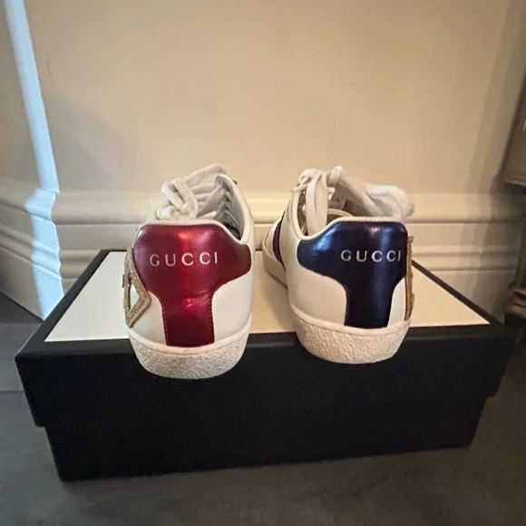 GUCCI LOVED 🩵 - Picture 2 of 7
